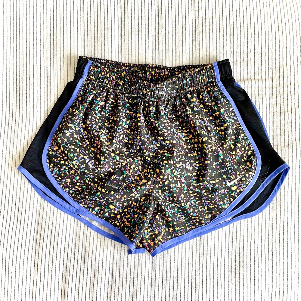 Nike Icon Clash Tempo Running Shorts